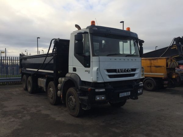 2010 Iveco Trakker 8 x 4 Tipper