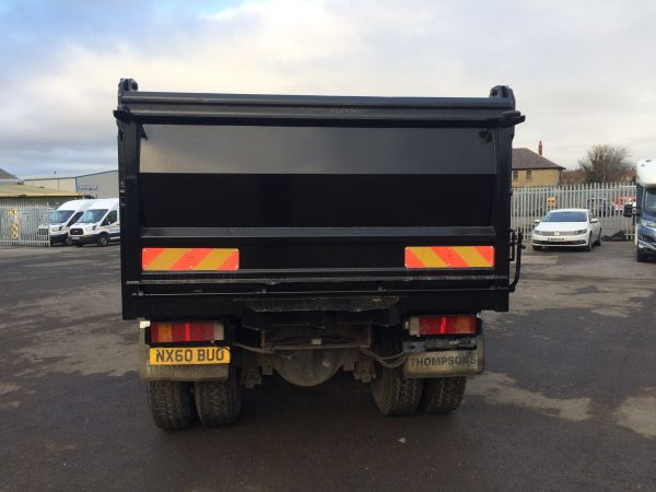 2010 Iveco Trakker 8 x 4 Tipper