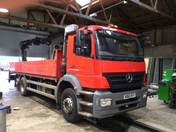 2011 (60) Mercedes Axor 2529L 26 Tonne Dropside Grab