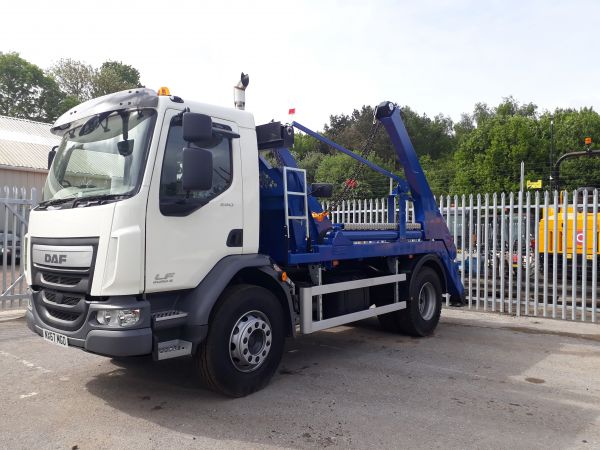 68 Reg 2018 DAF LF Hyva Skiploader  &bull;  Also available for  Hire
