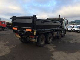 2010 Iveco Trakker 8 x 4 Tipper