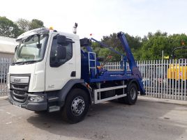 68 Reg 2018 DAF LF Hyva Skiploader  •  Also available for  Hire